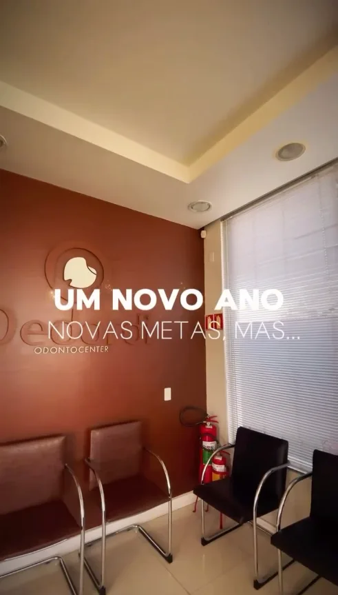 Sala de espera com cadeiras