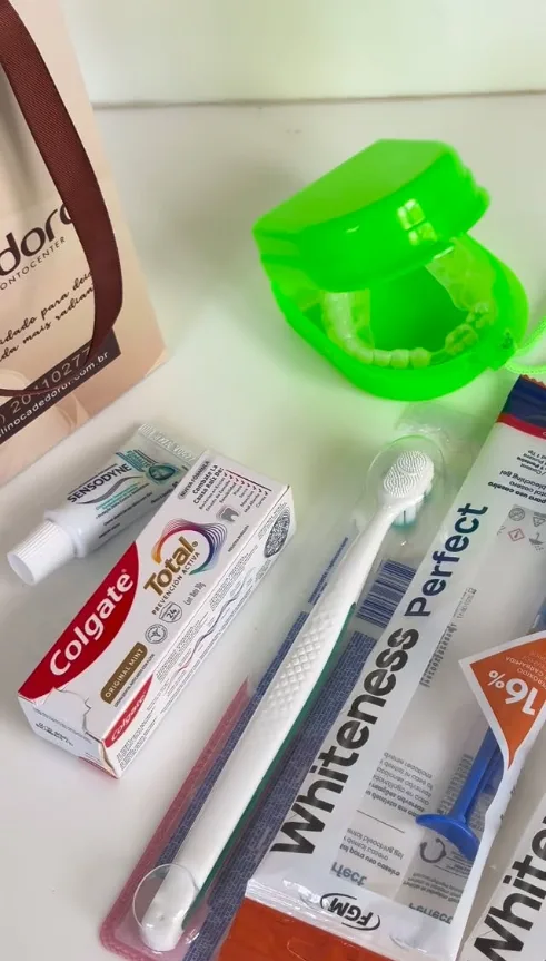 Kit de clareamento caseiro com sacola da Dedordi